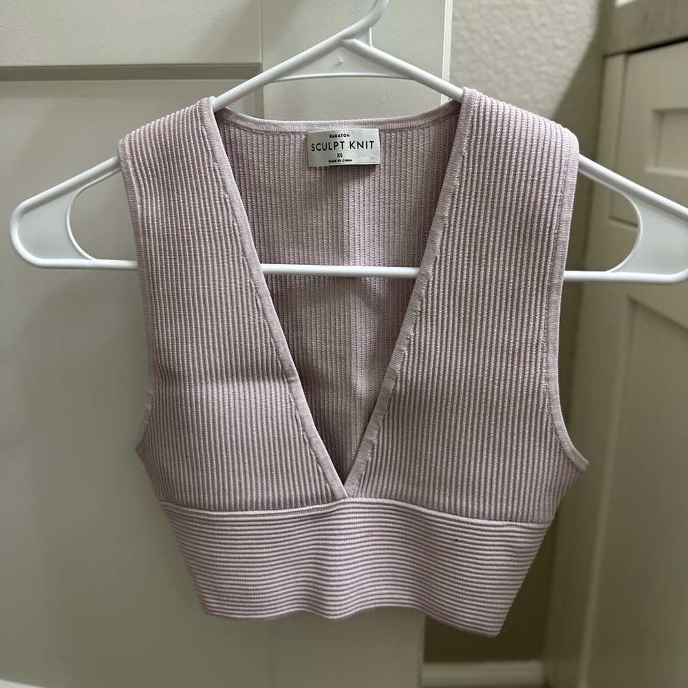 Aritzia Babaton Sculpt Knit Deep V Tank XS